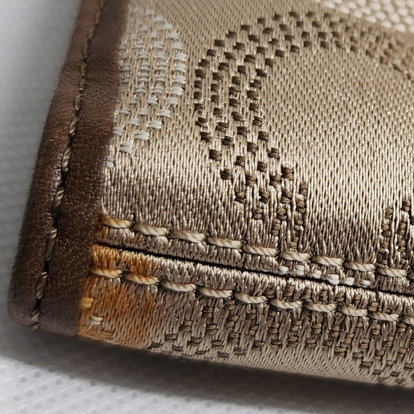 Preowned Coach brown/tan wallet - Picture 12 of 12